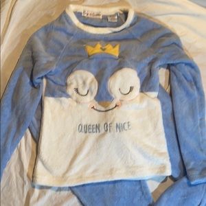 NWOT Cozy Critter Queen of Nice PJs S